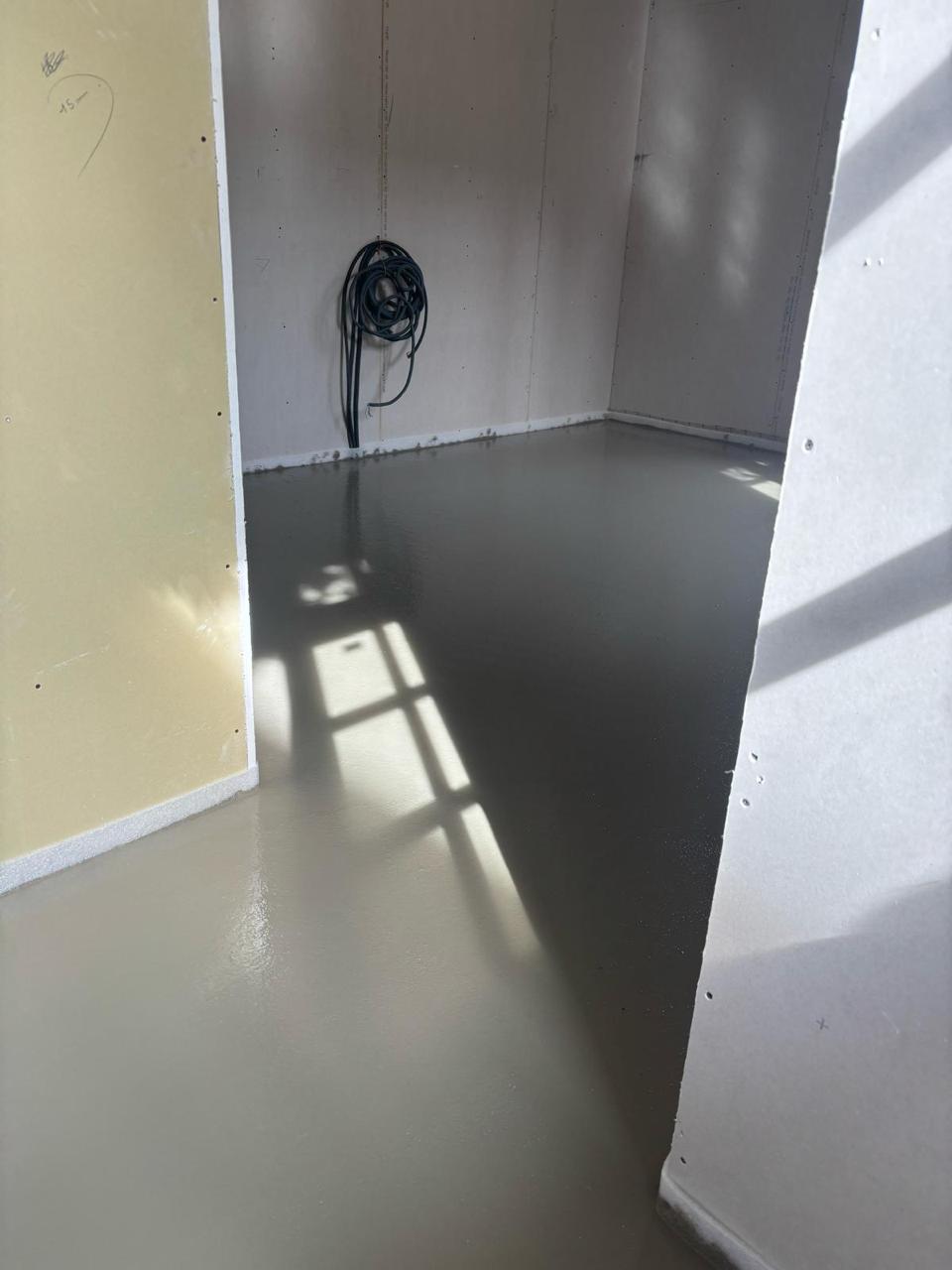 Chape liquide fraîche reflet lumière - Ovalpro